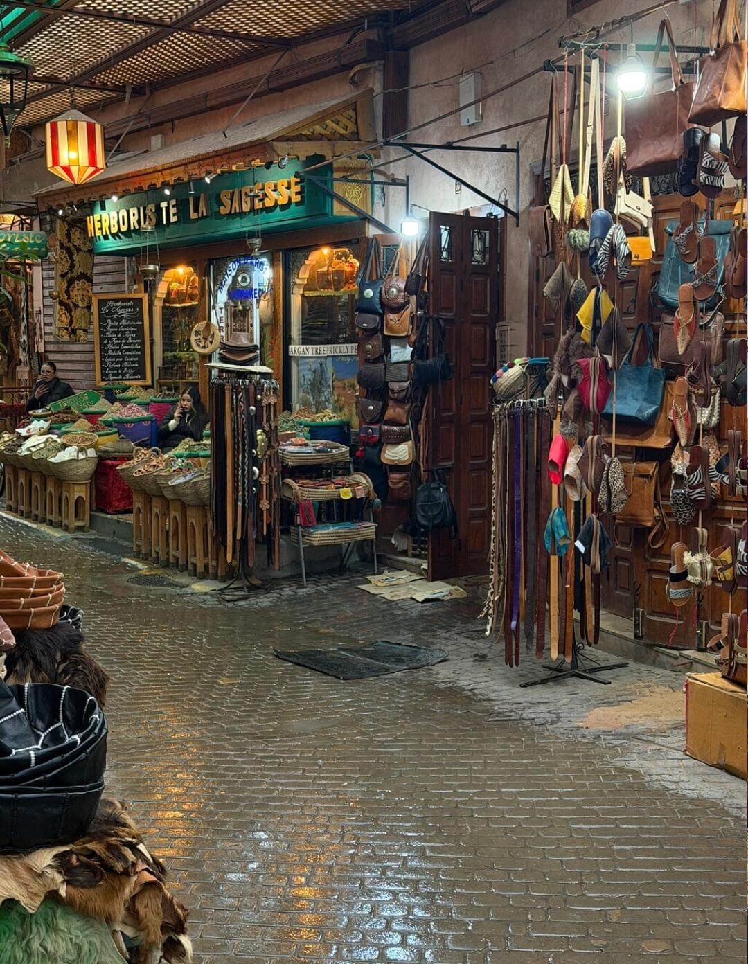 private-marrakech-shopping-tour-13.jpg